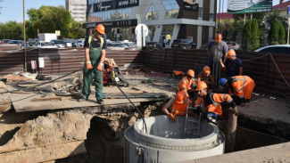 В Астрахани провал на улице Савушкина планируют устранить в октябре