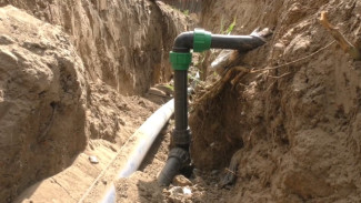 В астраханском посёлке Советский прокладывают новые сети водопровода