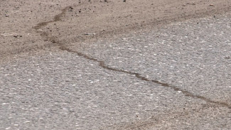 В Астрахани устранили течь канализации на улице Николая Островского