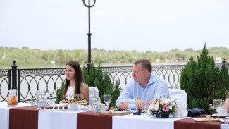 Игорь Бабушкин встретился с астраханскими врачами, которые борются с COVID-19