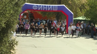 В центре Астрахани прошла легкоатлетическая эстафета