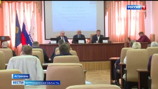 В Астрахани обсудили работу общественного транспорта, вывоз мусора и безопасность на улицах