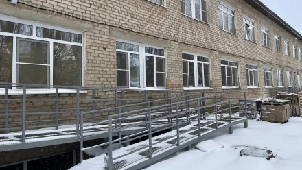 В Астраханской области капитально ремонтируют больницу по нацпроекту