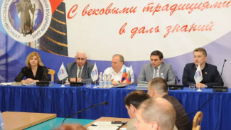 АГУ передал гуманитарную помощь для детского центра в Луганске