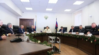 Игорь Бабушкин поздравил сотрудников прокуратуры с профессиональным праздником