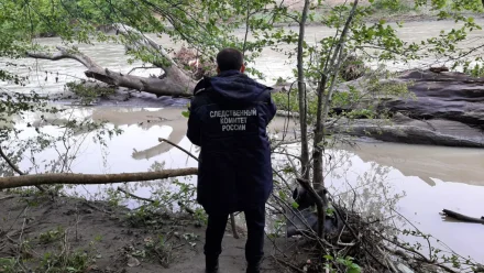 В Адыгее нашли тела двух астраханцев, упавших в горную реку