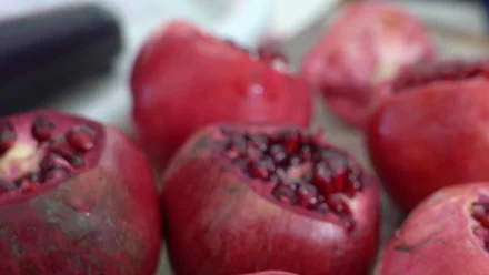 Астраханцам рассказали о полезных свойствах граната