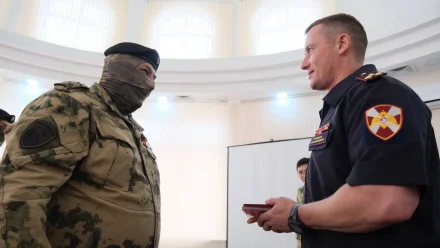 Астраханским участникам СВО вручили награды