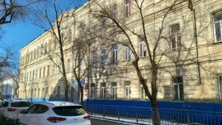 Здание бывшего лицея в центре Астрахани передали РПЦ