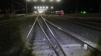 В Астраханской области на рельсах погиб человек