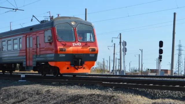 У астраханской электрички появилась дополнительная остановка