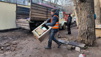 В Астрахани проводят масштабную уборку в микрорайоне Казачий