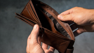 Под Астраханью директора фирмы подозревают в невыплате зарплаты на 690 тысяч рублей