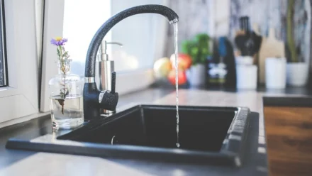 В микрорайоне Бабаевского в Астрахани на сутки отключат холодную воду