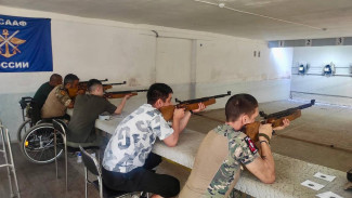 В Астрахани прошёл турнир по пулевой стрельбе среди ветеранов СВО