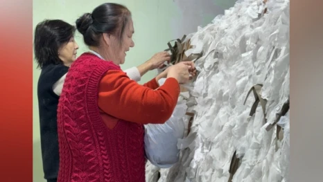 В селе Астраханской области волонтёры собирают гуманитарную помощь для бойцов СВО