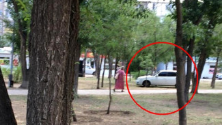 Неправильная парковка обернулась астраханцу двойным штрафом