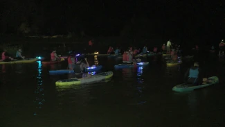 Астраханцы на сапах отправились в ночное путешествие, чтобы увидеть звездопад