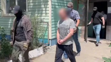 Астраханца задержали за призыв к терроризму в мессенджере