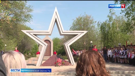 Жители АЦКК собрались почтить память героев на Аллее воинской славы