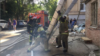 В Кировском районе Астрахани загорелась квартира