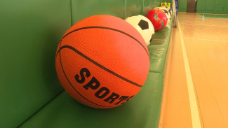 В школе астраханского посёлка Трусово обновили спортзал