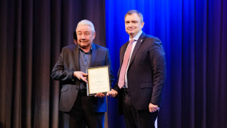 В Астрахани лучшим работникам ЖКХ вручили почётные знаки и дипломы 