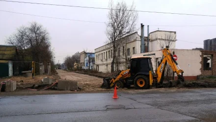 В Астрахани ремонтируют дорогу после модернизации тепловой сети