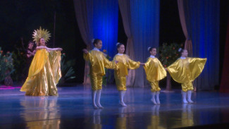 В Астрахани в память о волонтёре поставили спектакль с участием особенных детей