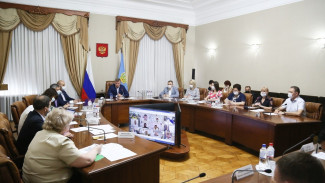 В Астрахани вводят ограничения и QR-коды из-за коронавируса