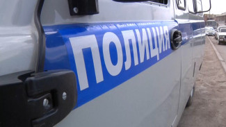 В Астрахани полиция нашла вандала, разгромившего сквер Ульяновых