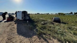 Под Астраханью в лобовом столкновении машин погиб пожилой мужчина