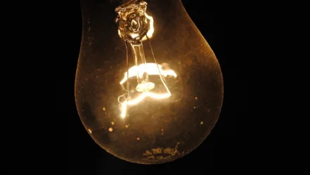 В Астрахани 25 февраля на нескольких улицах отключат свет