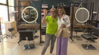 Астраханские волонтеры преобразили жену участника СВО