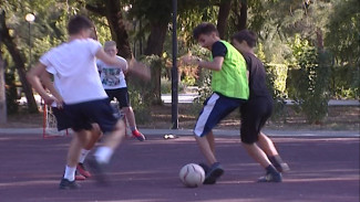 В Астрахани прошёл фестиваль дворового футбола