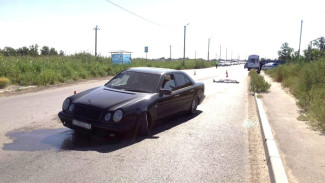 В Астрахани водитель Mercedes насмерть сбил 69-летнюю женщину