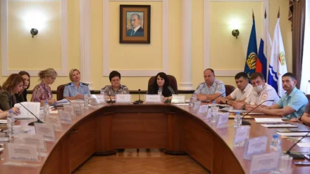 В Астрахани ликвидировали более 6 тысяч запрещенных рекламных надписей
