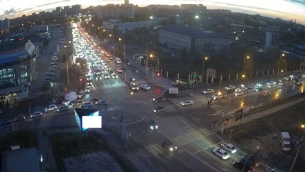 В Астрахани новые светофоры на Николая Островского работают в тестовом режиме