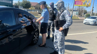 За три часа в Астрахани судебные приставы взыскали свыше полумиллиона рублей