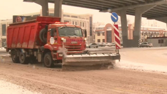 Какие работы ведутся на астраханских улицах в снежную погоду