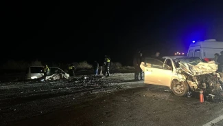 Под Астраханью произошло двойное ДТП: погиб водитель