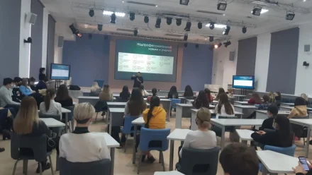 Непривитых студентов вузам рекомендуют перевести на «удалёнку» 