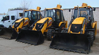 Автопарк “Астрводоканала” пополнился новой спецтехникой