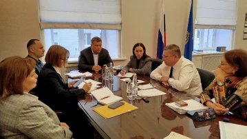 Вице-губернатор Денис Афанасьев ответил на вопросы астраханцев