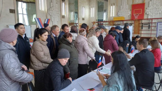 В Астраханской области начался второй день голосования на выборах президента РФ