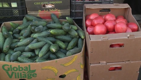 В Астраханской области подорожали свежие огурцы, но подешевели помидоры