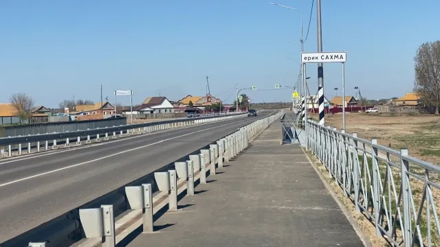 В Астраханской области впервые отремонтировали мост по новой технологии