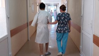 Астраханские врачи провели двухэтапную операцию подростку с тяжёлой травмой позвоночника