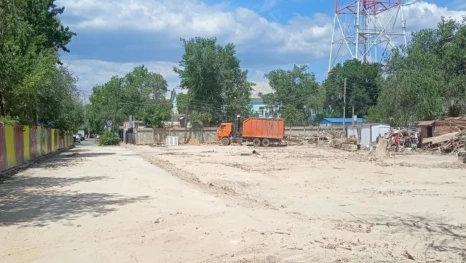 В Астрахани разбор аварийного дома закончили раньше срока