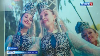 В Астраханском доме ремёсел продолжает работу фотовыставка "Этновзгляд"